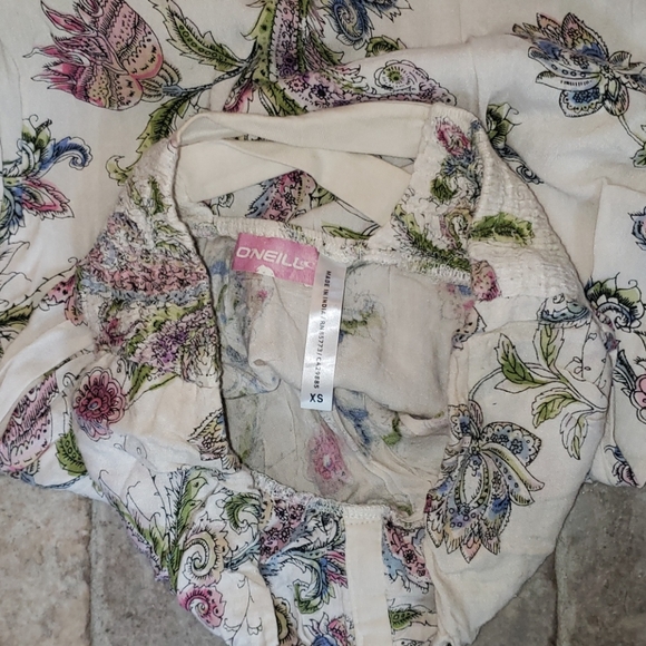 Dress - Picture 3 of 4